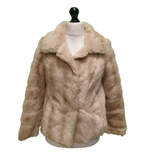D719 women vintage beige - vintage,