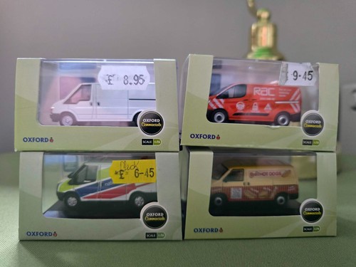 Oxford diecast vehicle - 4,