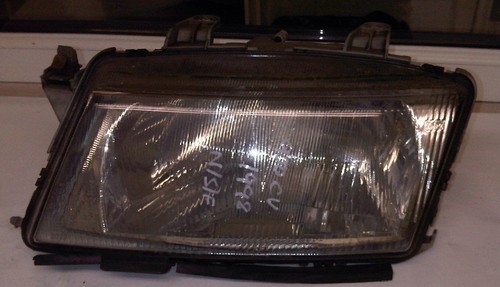 Saab 900 near side front - near,