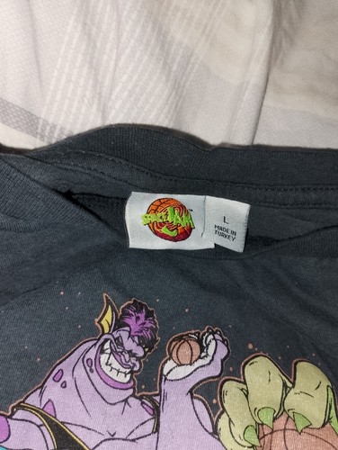 Space jam shirt - t-shirt, size