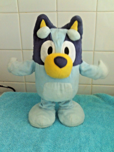 Bluey dance and play plush - dance,