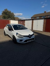 renault clio 0.9 tce dynamique s nav, white, black rims, high spec, 2017 model