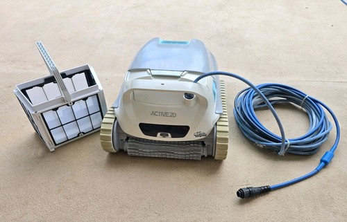 Dolphin active robotic pool - dolphin,