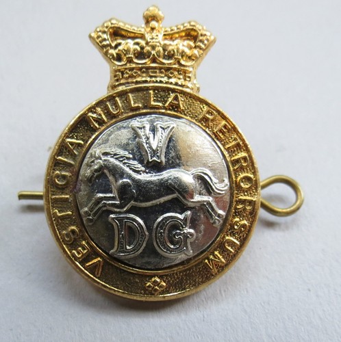Military qvc gilt badge - military,