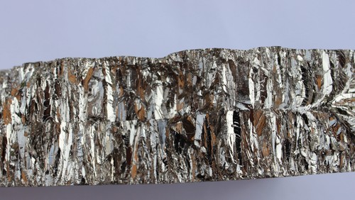 Bismuth metal 100g - 100g+, of