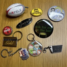 Vintage Key rings Badges Pod