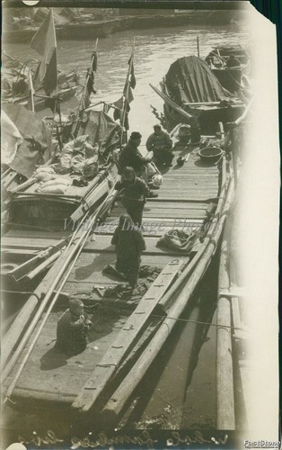 1927 scene family life - 1927,