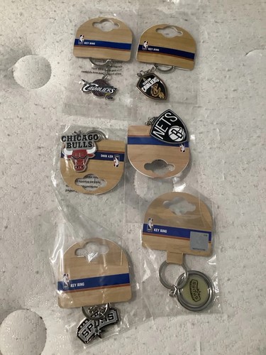 Nba brand new keyrings - x6,