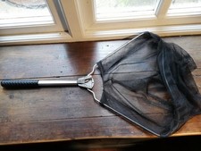 Folding fly fishing net