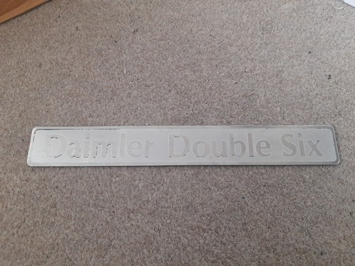 Daimler double six engine - six,