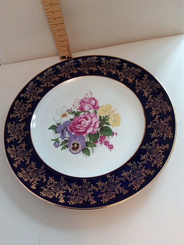 Vintage royal falcon ware - royal,