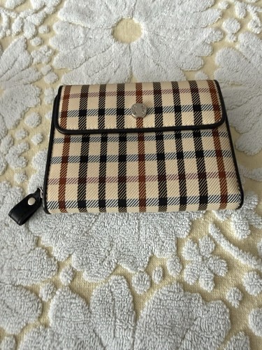 Daks ladies purse used - daks, very