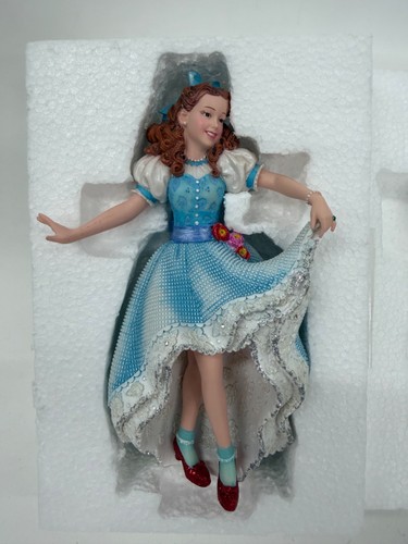 Dorothy wizard statue - wizard, of