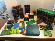 Magna Tiles Magnetic Building