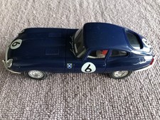 SCALEXTRIC PLANETA DIRECTO "Coches Míticos" Jaguar E type