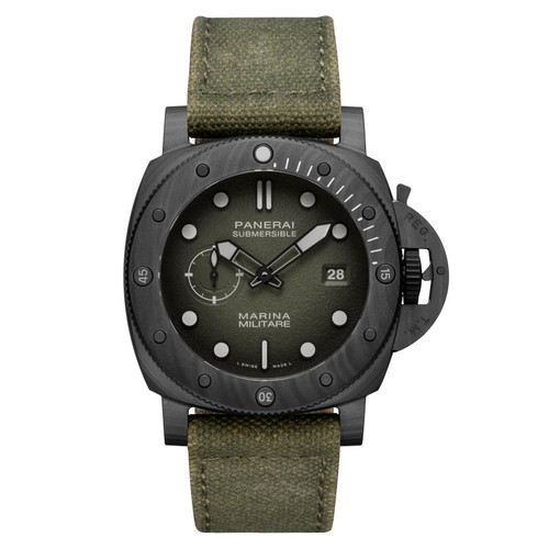 Panerai submersible pam01698 - submersible,