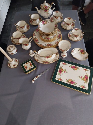 Royal albert 1962 old - 1962,