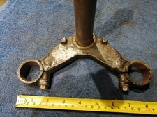 Bsa triumph bottom - bsa, yoke