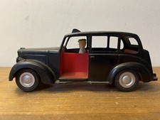 VINTAGE TAXI CAB CAR - MAKS