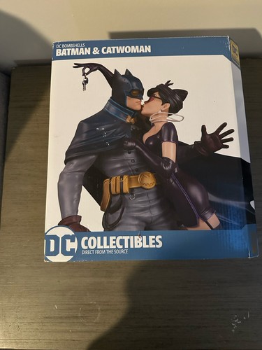 Collectibles bombshells - dc,
