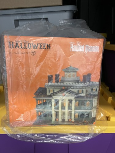 Disneyland haunted mansion - disneyland,