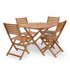 Outdoor Dining Table & Chairs