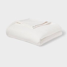 Threshold Matelasse Throw Bed