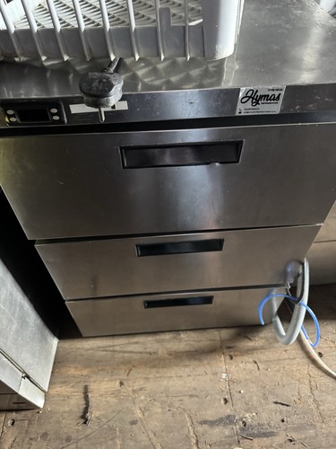 Draw undercounter fridge in - 3,