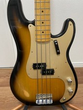 Fender vintage precision bass