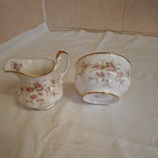 Paragon Victoriana Rose -