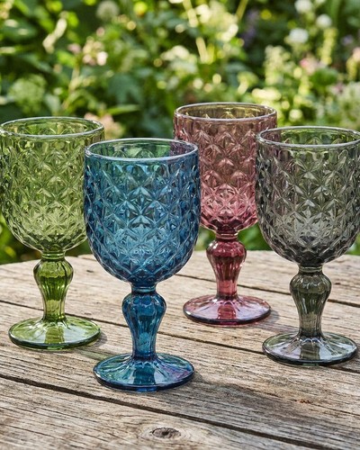 Coloured embossed wine - embossed,