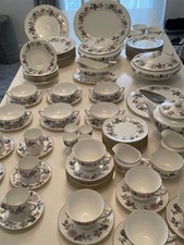Royal Worcester June Garland china dinner and tea service (Pre-owned)