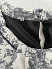 *NEW* Gorgeous Laura Ashley Smart Floral Ivory & Black Dress  Size UK 14 RRP £90