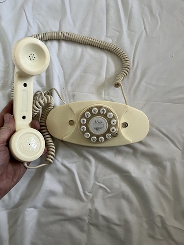 Telephone princess - telephone,