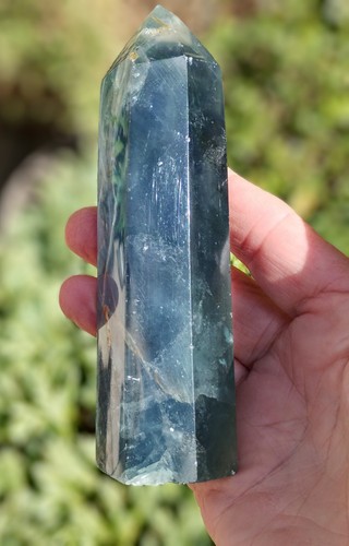 Large blue flourite crystal - large,