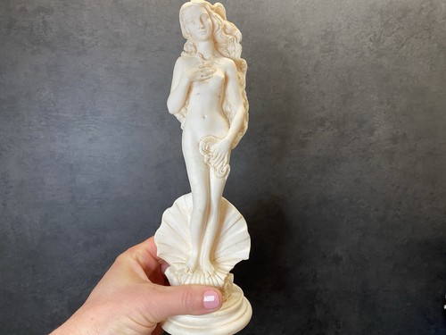 Alabaster figurine birth - figurine,