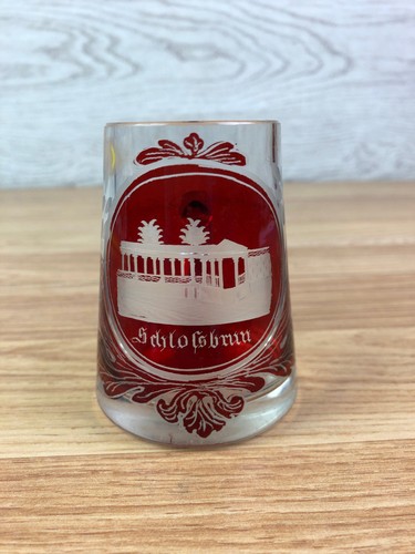 Miniature clear glass tankard - clear,