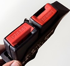 Renault Clio III 2009 Driver Rear seat belt buckle 33047671 TPT67294