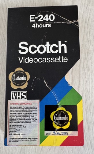 Scotch e240 vhs sleeve - scotch, empty