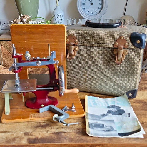 Vintage essex miniature - vintage,