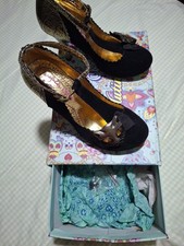 Irregular Choice- Black Bloxy