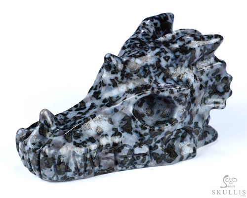 Gabbro hand carved - 3.7",