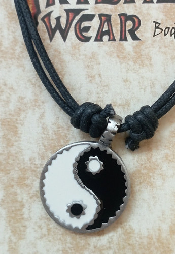 P0326 yin yang pewter - yang,
