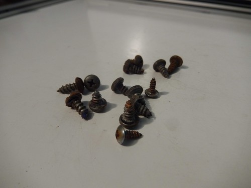 Volvo p1800s oem trim fastener - oem,