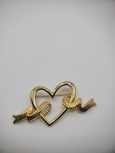 Vintage brooch pin heart - pin,