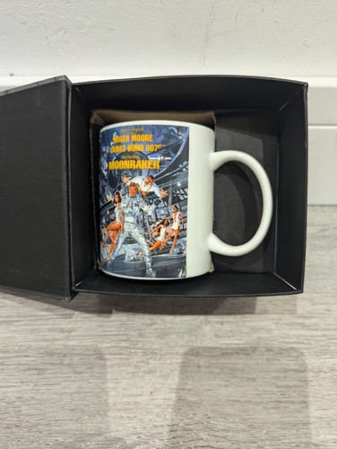 James bond mug moonraker 007 - james,