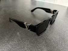 Louis Vuitton LV Clash Square