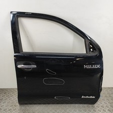 TOYOTA HILUX Mk7 Front Right Door RHD 670010K060 3.0d 30292152