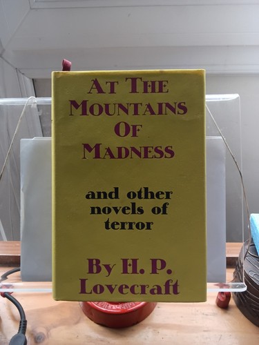 Lovecraft the mountains - p,