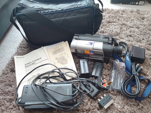 Sony handycam ccd trv64e - handycam, hi8